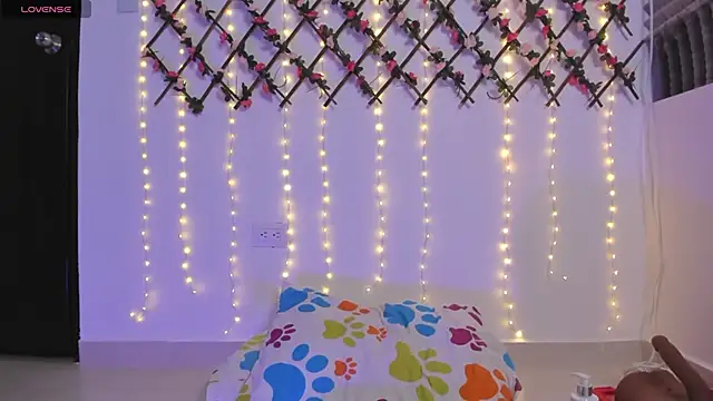 naughty ebonyy online show from March 31, 9:59 pm