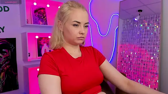 StephanieSweety online show from June 16, 5:48 pm