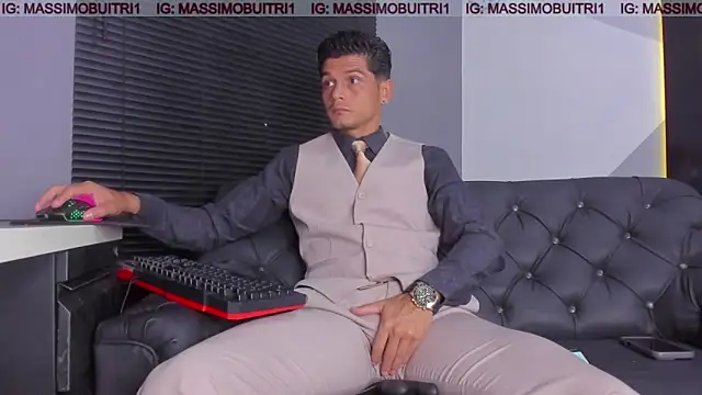 massimo g online show from June 18, 1:17 am