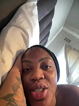 BedroomBullyX5 online show from February 9, 6:39 am