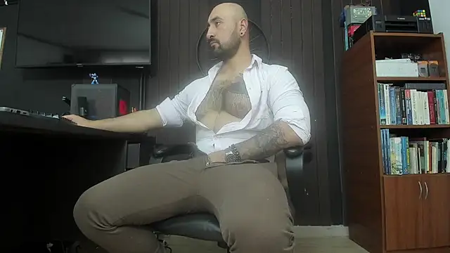 Leon 1234 online show from November 18, 7:07 pm