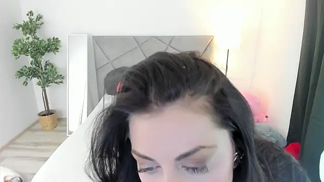 BlueEyesLexy online show from April 7, 2:56 am