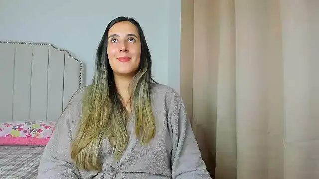 Snapshot of Hanna86 chatting on January 14, 7:52 pm Hanna86 online show from January 14, 7:52 pm