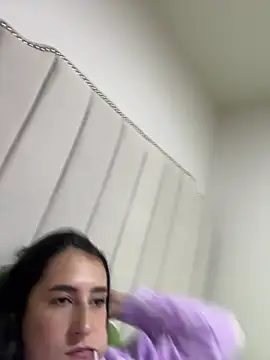 Snapshot of Hanna86 chatting on February 14, 1:13 am Hanna86 online show from February 14, 1:13 am