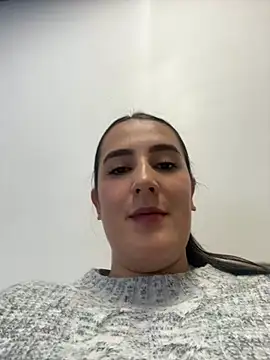 Snapshot of Hanna86 chatting on February 26, 1:21 pm Hanna86 online show from February 26, 1:21 pm