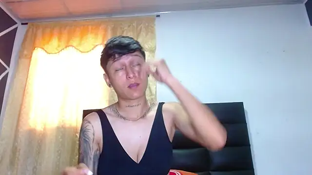 Tamarahryan online show from January 28, 2:21 pm