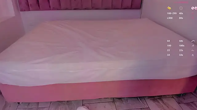 luisah  online show from March 19, 7:49 pm