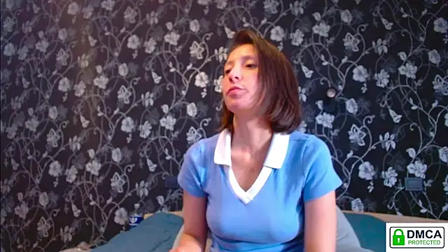Sophi Cute online show from June 23, 6:00 am