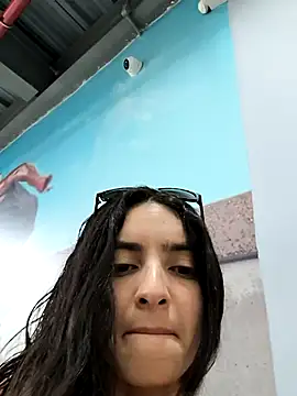 Sam Sara online show from March 20, 8:08 pm