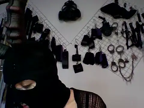 FeticheMacabre online show from January 1, 11:18 pm