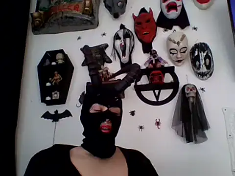 FeticheMacabre online show from September 27, 7:30 pm