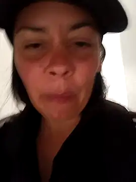 johannatb online show from March 11, 3:02 pm