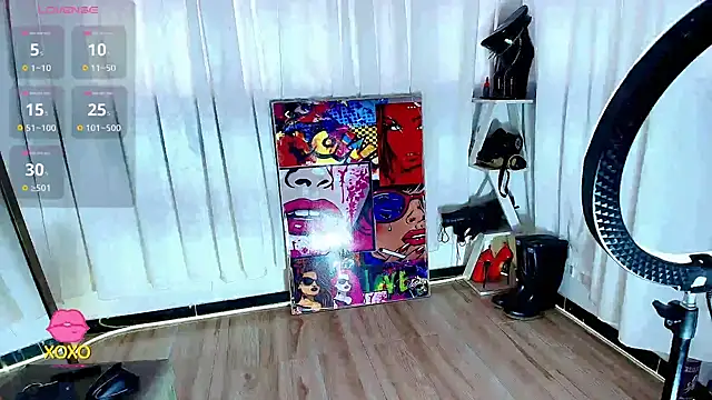 Snapshot of LatexDevil_Blondie chatting on February 2, 3:33 pm LatexDevil Blondie online show from February 2, 3:33 pm