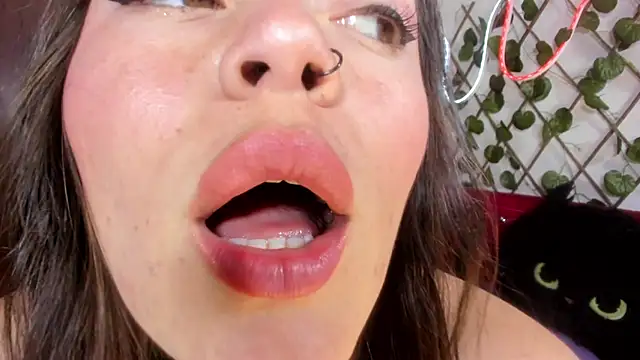 Snapshot of _kalypso_ chatting on February 22, 5:44 pm kalypso online show from February 22, 5:44 pm