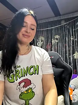 KikiXRed online show from April 11, 4:17 am