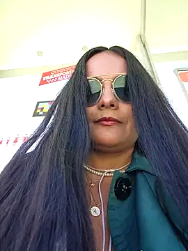 bellapaty online show from April 18, 9:35 am