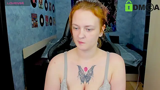 madness lia online show from February 21, 12:28 pm