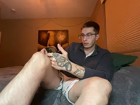 Bwcjoshbanks online show from March 2, 3:41 am