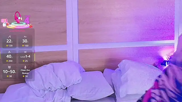  nickypurple  online show from December 15, 7:18 pm