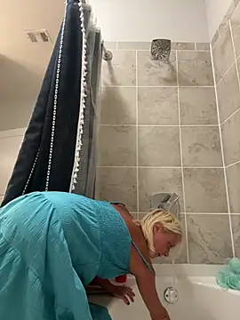 TiffaneyLove online show from July 11, 11:46 am