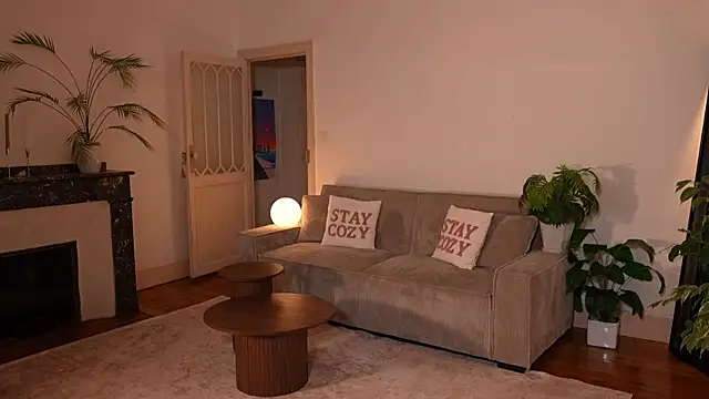 denise sweetbunny online show from June 25, 5:28 pm