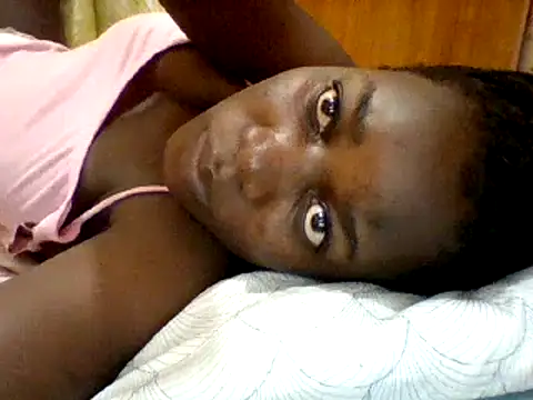 Snapshot of Alessandrajenna chatting on March 22, 8:08 am Alessandrajenna online show from March 22, 8:08 am