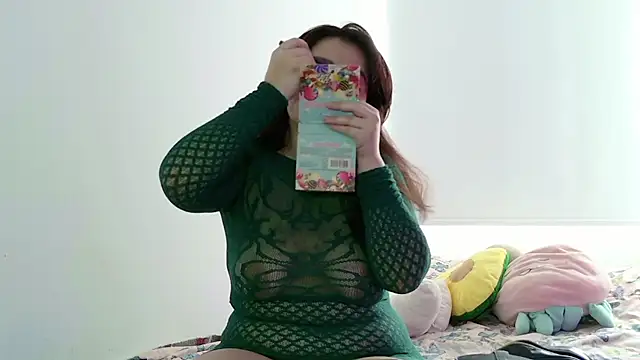 damn that booty online show from July 30, 2:38 pm
