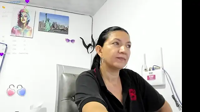 Angelblue  online show from March 6, 9:20 pm