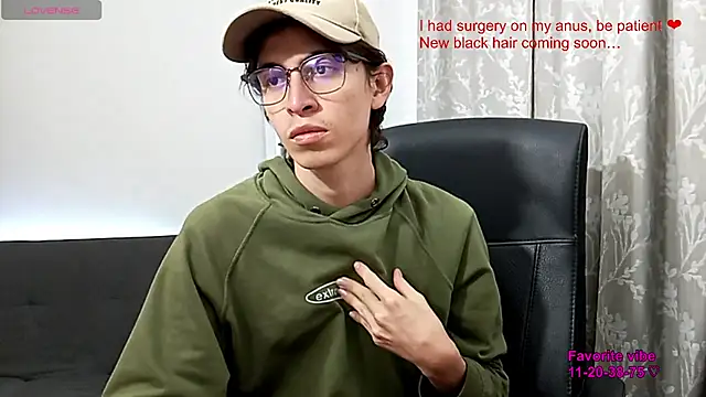 Snapshot of Norehg chatting on March 14, 3:12 am Norehg online show from March 14, 3:12 am