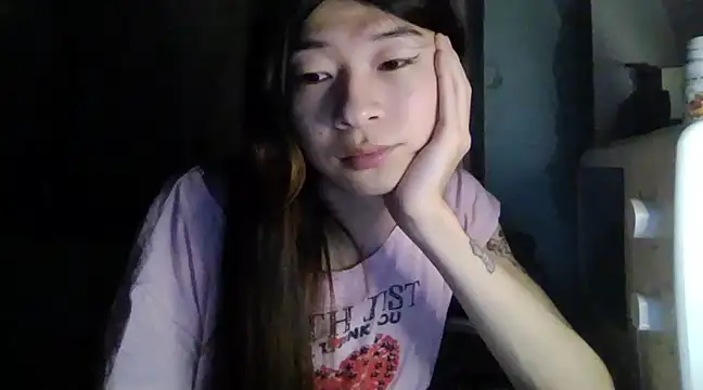 CarlyJoy online show from March 13, 6:45 pm