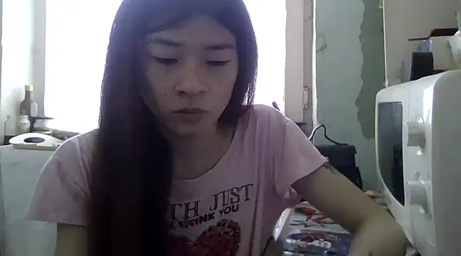 CarlyJoy online show from March 20, 8:31 am