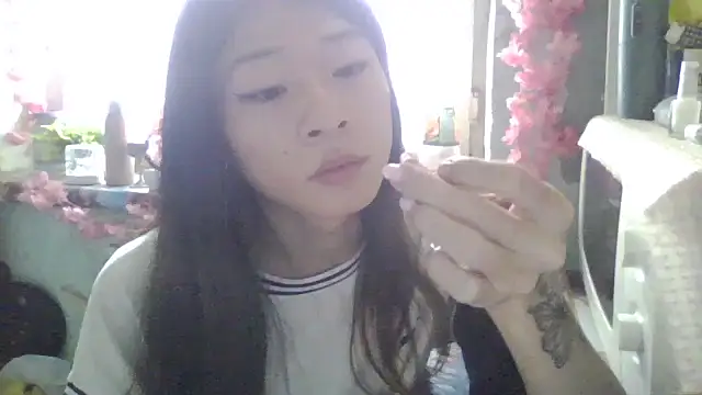 CarlyJoy online show from October 2, 11:50 am