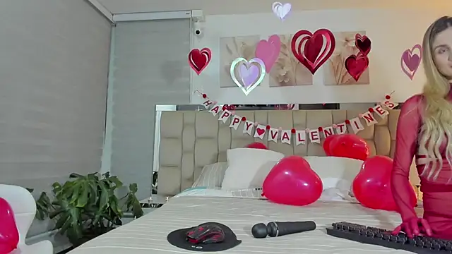 Vanessa and liam online show from February 17, 4:42 am