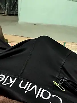 SILENT FUCKER 01 online show from February 18, 2:49 pm