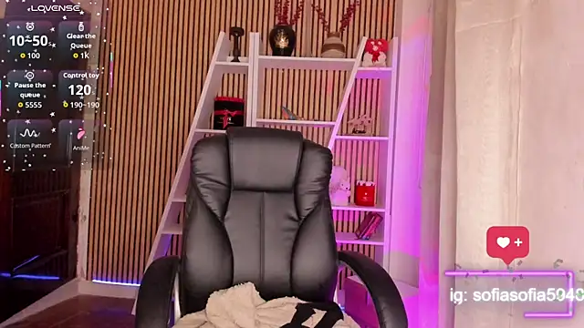 sofiah  online show from March 15, 6:36 pm