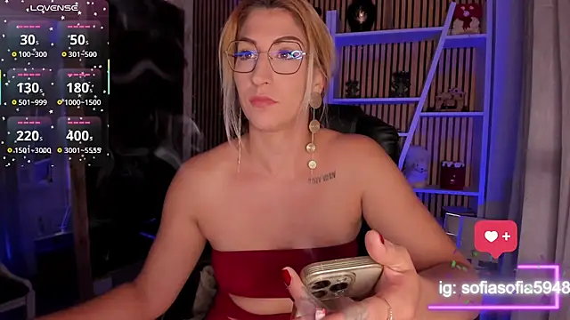 sofiah  online show from April 14, 6:03 pm