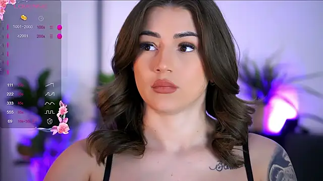 AishaCarter online show from March 4, 6:47 pm