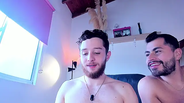 Juan Castano online show from February 2, 5:11 pm