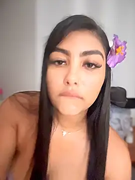 NatashaBrown12 online show from March 27, 7:02 pm