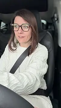 LadyLena1 online show from April 12, 12:15 am