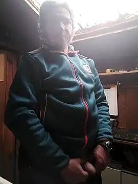 Chris8149 online show from February 20, 9:22 am