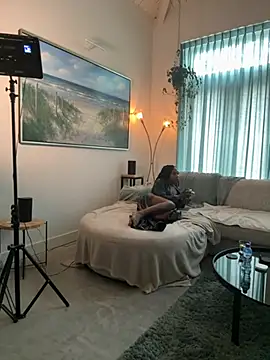 ROXYNL online show from June 6, 1:38 pm