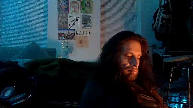 DownstairsSky online show from December 25, 11:11 am