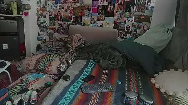 DownstairsSky online show from February 2, 2:56 pm