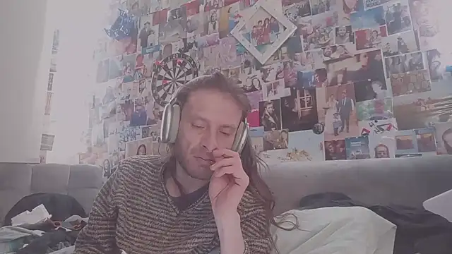 DownstairsSky online show from March 3, 7:32 am