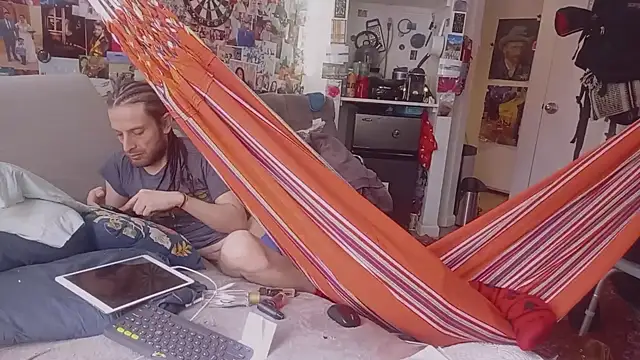 DownstairsSky online show from March 16, 1:17 pm