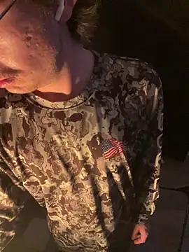 demonslayerr999 online show from February 23, 8:17 am