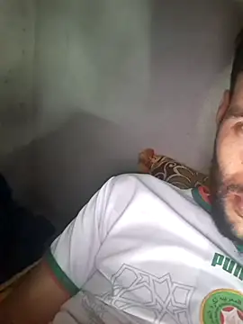 Snapshot of motanjer chatting on October 10, 11:48 pm motanjer online show from October 10, 11:48 pm