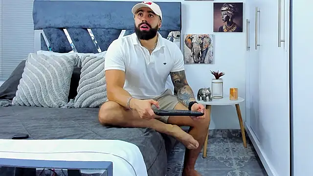 Zack Froone online show from March 11, 1:17 pm