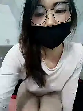 I AM NOT A SLUT online show from January 17, 6:02 pm